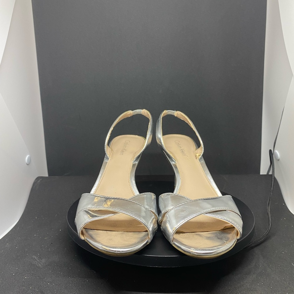 ***Sold*** Calvin Klein Lucette Silver Women's Sandals EUC size 6.5